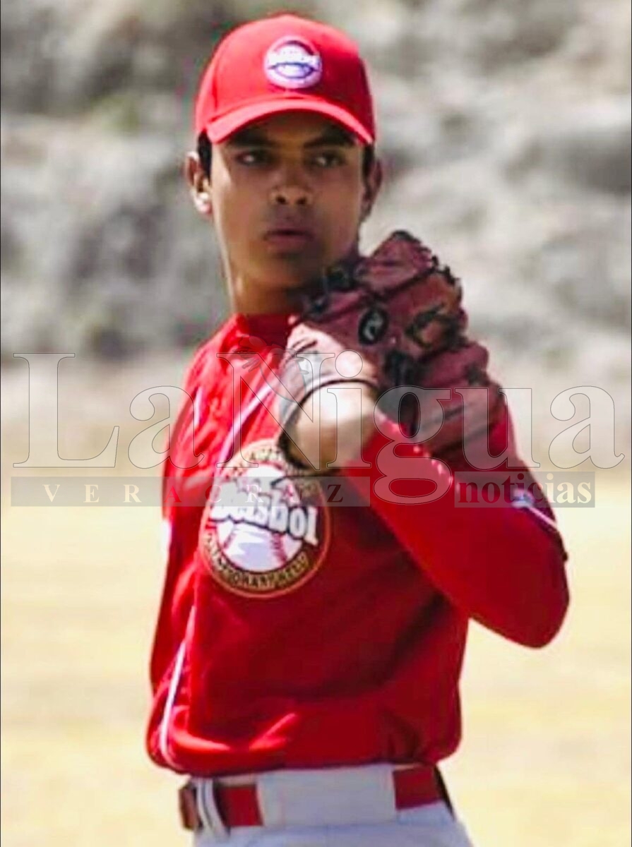 El cordobés Chema Sánchez <br>firmado por Rojos de Cincinnati 2 img 20250227 wa00001859402142423313102