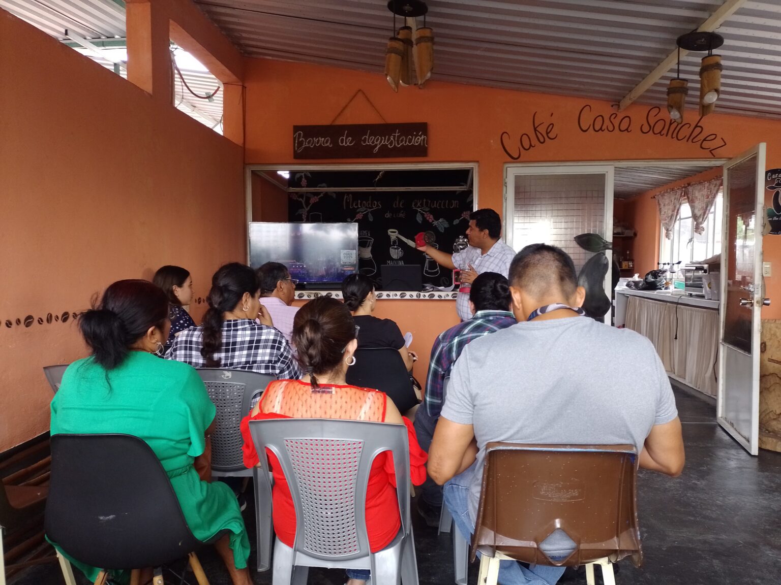 Fomento Agropecuario inicia nuevos cursos y talleres