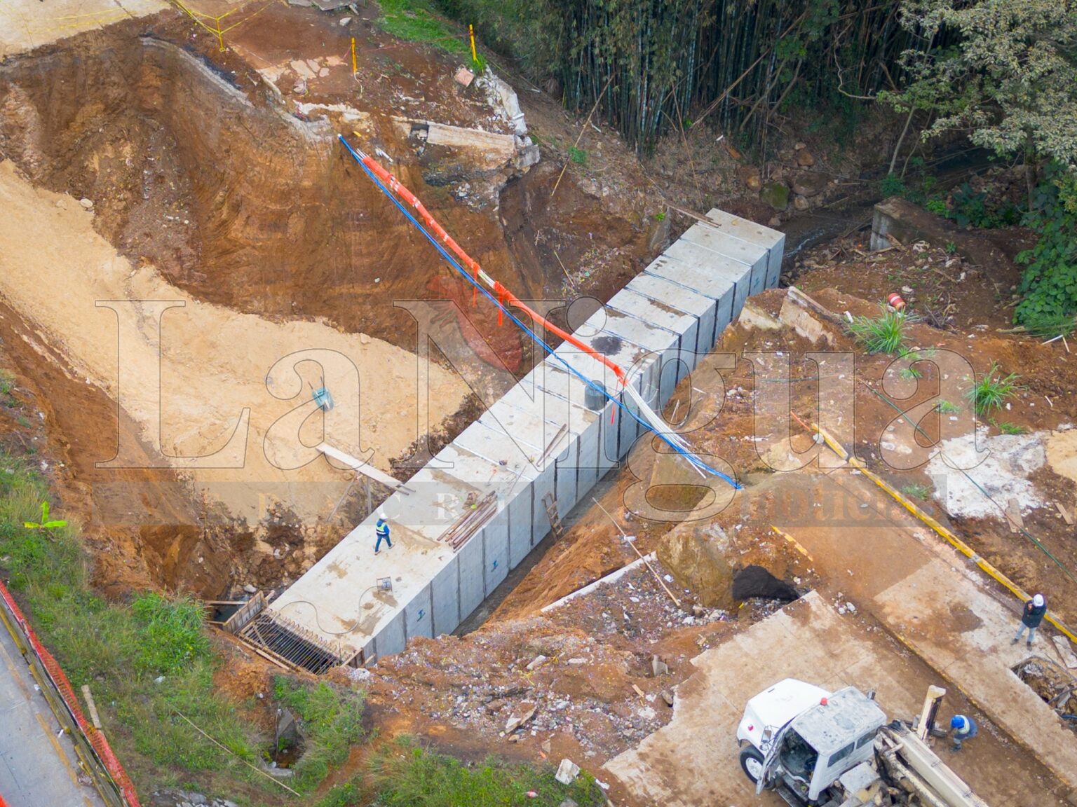 Avanzan trabajos en el boulevard Tratados de Córdoba