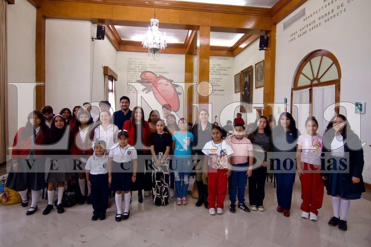 Dirigen conferencia de Derechos Humanos a Consejo Consultivo de Niñas, Niños y Adolescentes