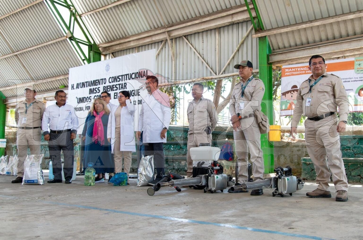 Dona Ayuntamiento insumos a IMSS Bienestar para la prevención del dengue