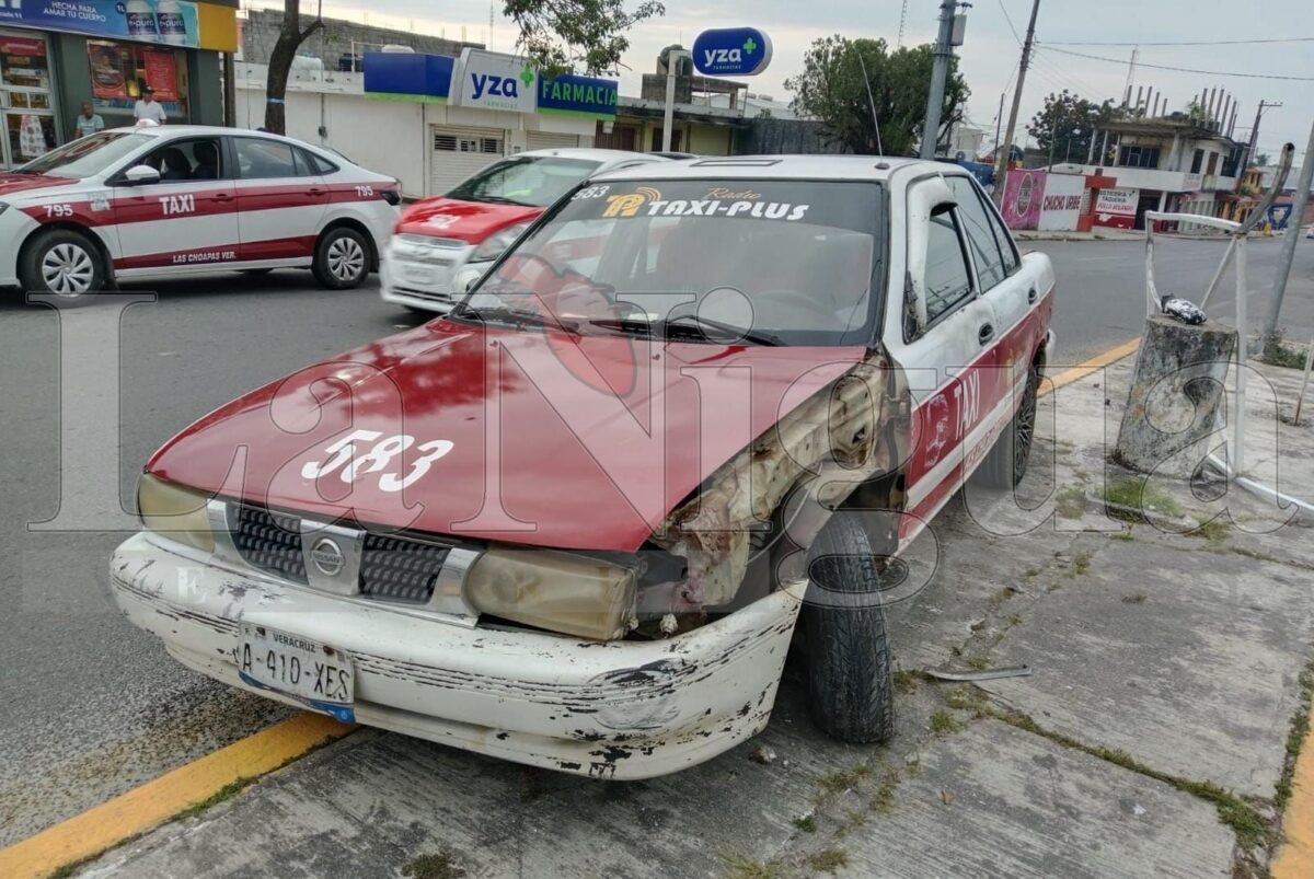 Taxista 3brlo choca y huye; familiares alcoholizados quisieron sobornar a las autoridades 1 img 20250302 wa00454553849456231847879