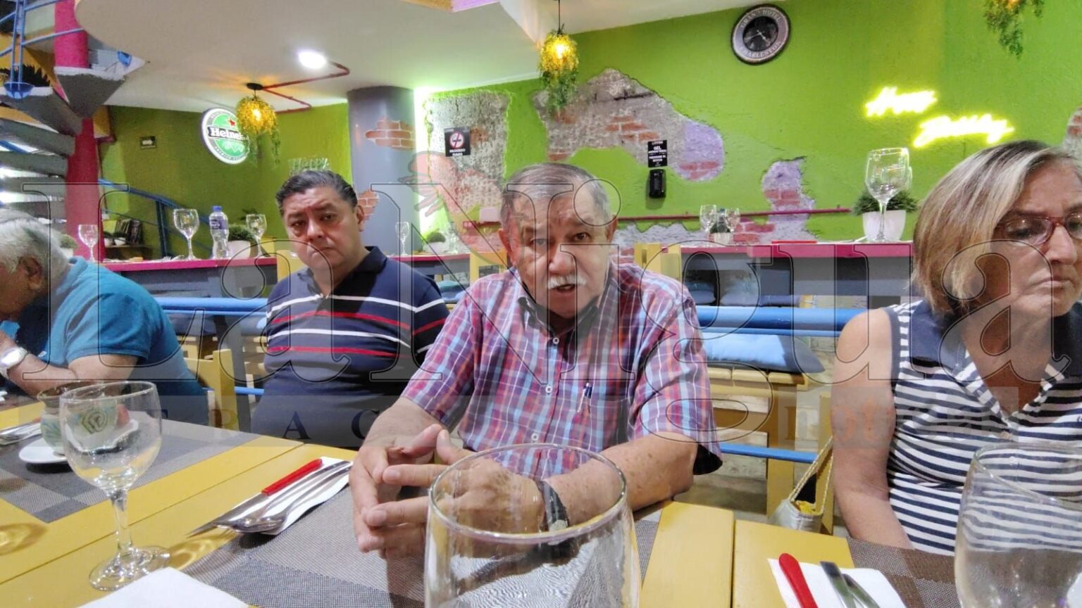 Militantes del PAN en Orizaba exigen renovación en candidaturas