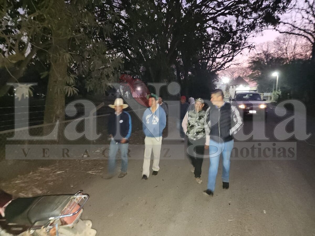 Toman cañeros salidas de azúcar de El Potrero. 7 img 20250313 wa01039070648612718537834