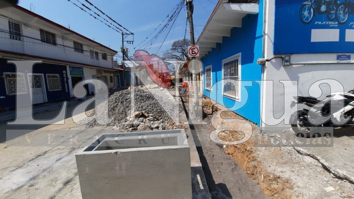 Avanza rehabilitación de calle 3 con inversión del Fideicomiso de Parquímetros 5 img 20250324 wa00543096655178427662825