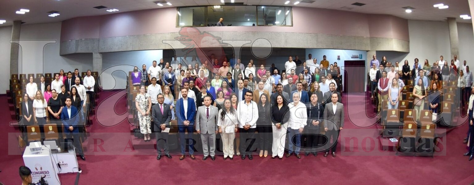 Comisión de Vigilancia tiene instrucciones de no limpiar cuentas públicas: Esteban Bautista