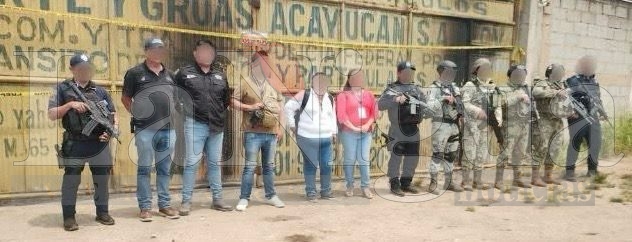 Aseguran 228 vehículos en cateo a predio de Acayucan; investigan posible venta ilegal de autopartes. 2 img 20250325 wa01504582505608960566936