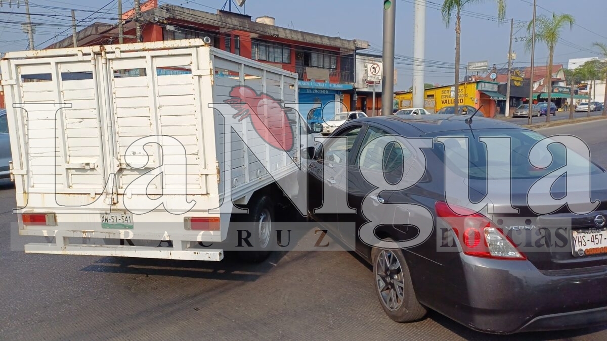 Accidente en avenida 11 y calle 4 deja solo daños materiales en Córdoba 6 img 20250327 wa00364404075258791871224
