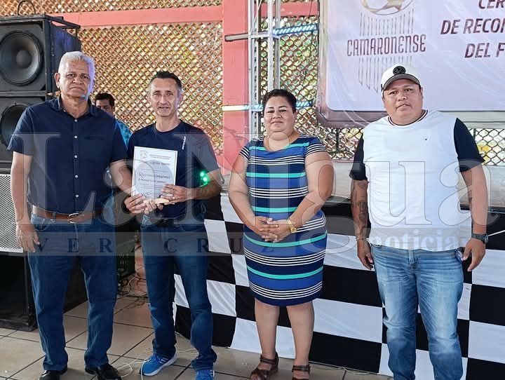 GOBIERNO MUNICIPAL DE CAMARÓN DE TEJEDA RECONOCE A LEYENDAS DE FÚTBOL CAMARONENSE. 20 fb img 17458050708107015871467191493540