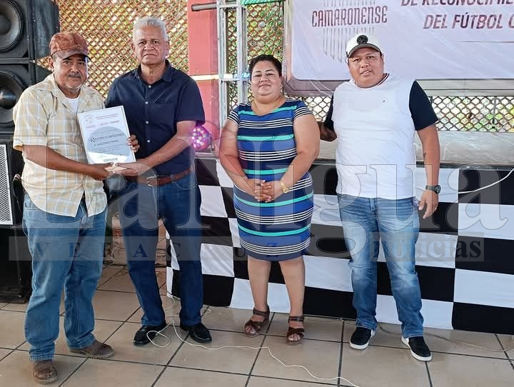 GOBIERNO MUNICIPAL DE CAMARÓN DE TEJEDA RECONOCE A LEYENDAS DE FÚTBOL CAMARONENSE. 16 fb img 17458050750091470411768887614769