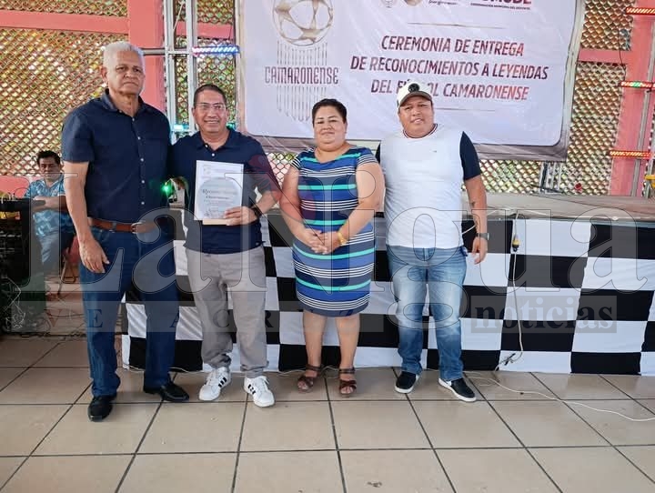 GOBIERNO MUNICIPAL DE CAMARÓN DE TEJEDA RECONOCE A LEYENDAS DE FÚTBOL CAMARONENSE. 12 fb img 17458050921273419384437999216961