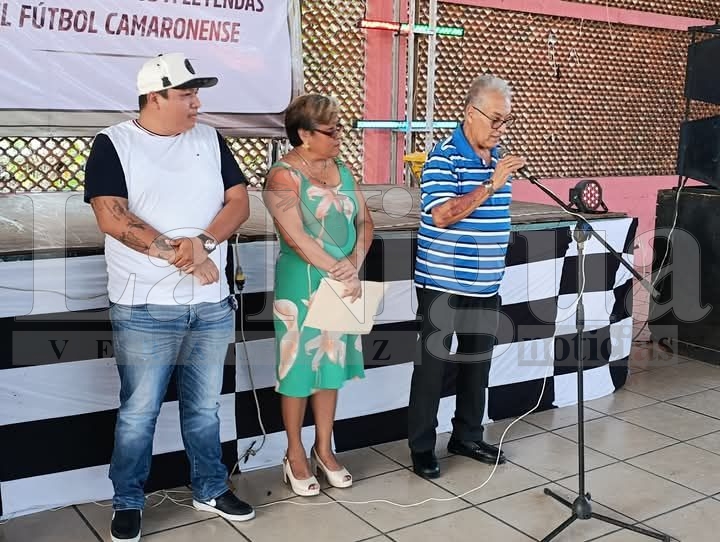 GOBIERNO MUNICIPAL DE CAMARÓN DE TEJEDA RECONOCE A LEYENDAS DE FÚTBOL CAMARONENSE. 6 fb img 17458050960236211904629391207720