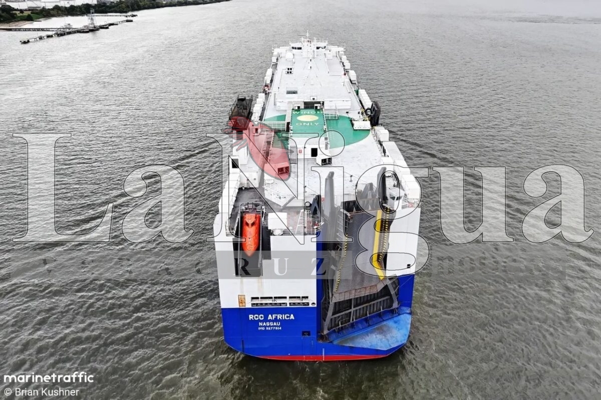 Llega al puerto de Coatzacoalcos el barco que transportará autos coreanos hacia Estados Unidos 6 img 20250402 wa00293530841721063087492