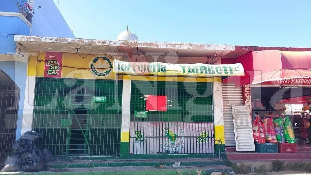 Crece la ola de cierres de negocios en Minatitlán por extorsiones del crimen organizado. 3 img 20250415 wa0003653082727183632171