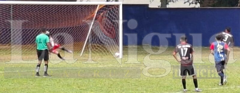 Casino Español vs Deportivo<br>Carrera por el título a las 12 3 img 20250419 wa00074020988830931099171