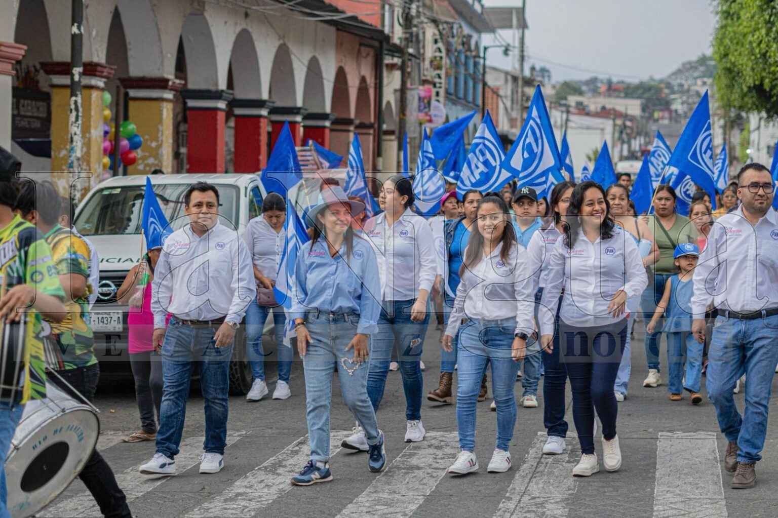 INICIA CAMPAÑA VIRIDIANA BRETÓN