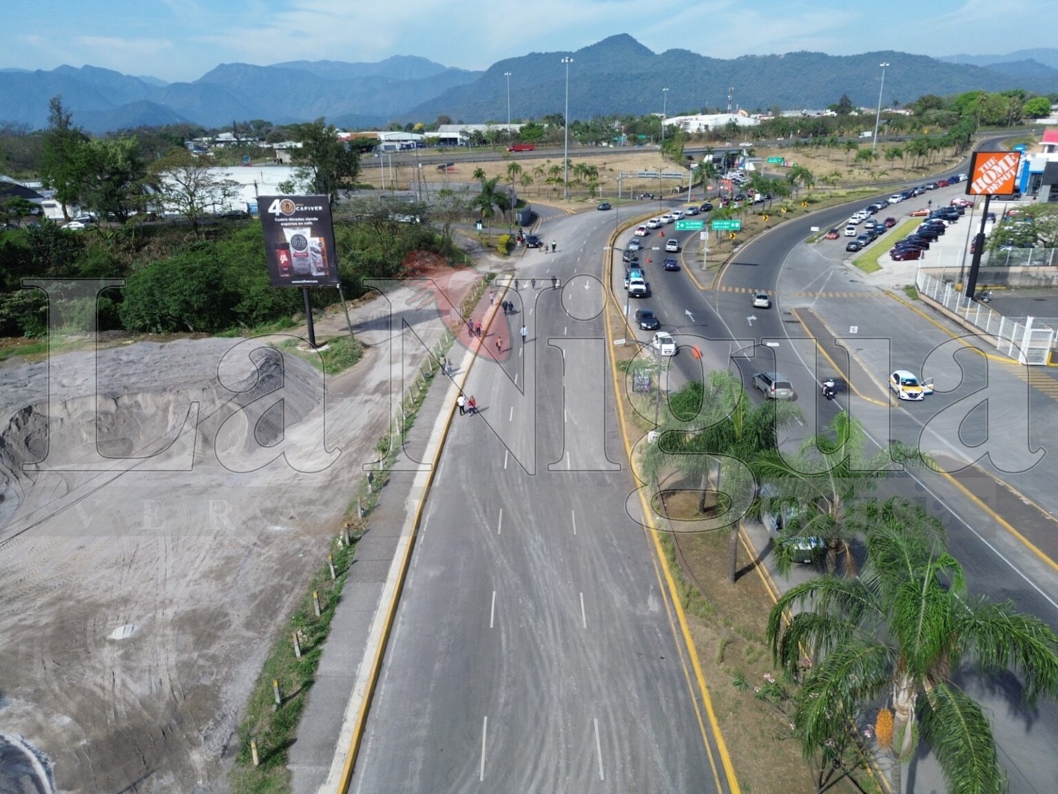 Aperturan la vialidad del boulevard Tratados de Córdoba