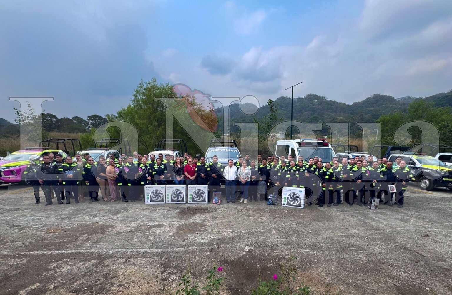 Autoridades municipales reconocen labor policial