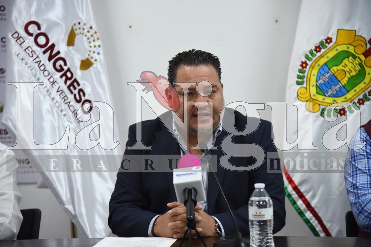 Informa diputado de Misantla su adhesión al Grupo Legislativo de Morena