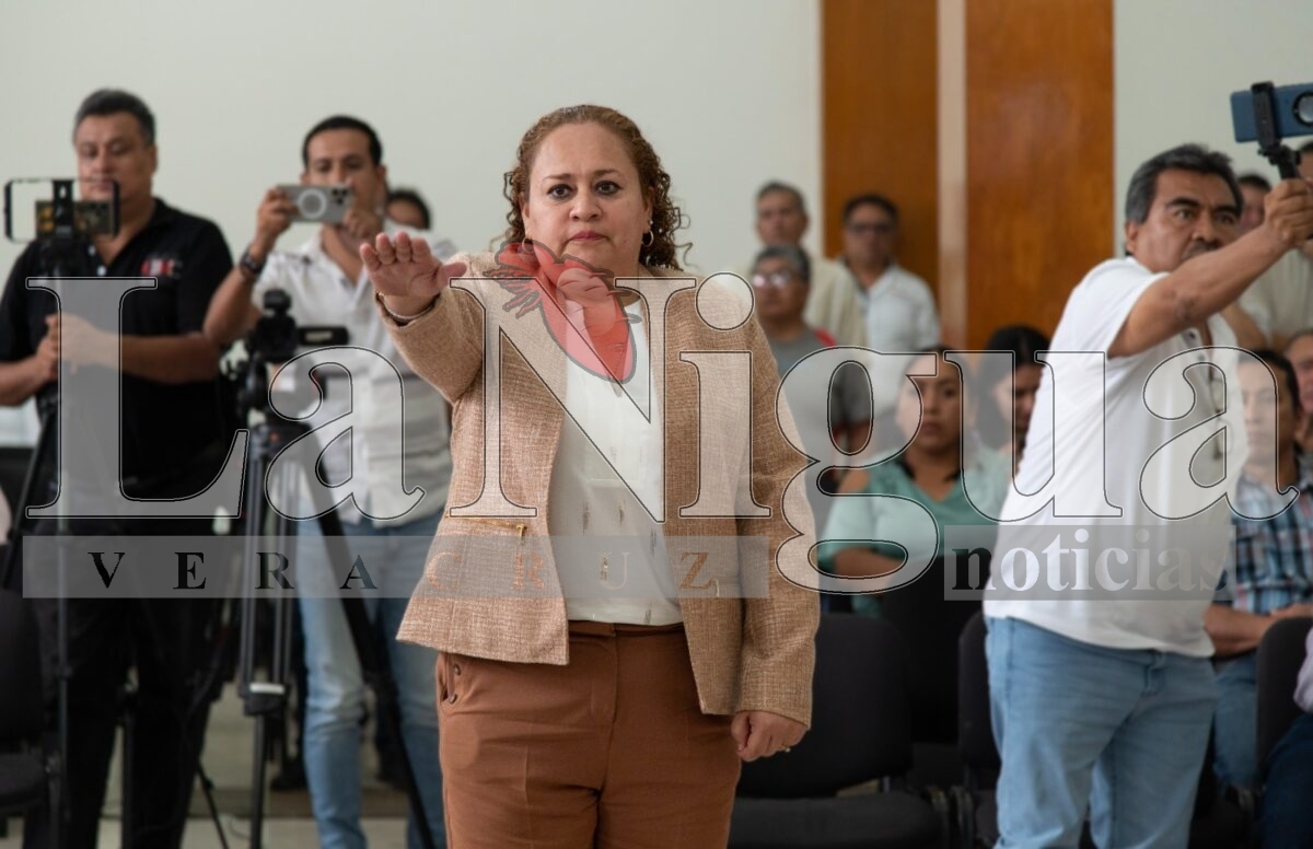 “Asumimos el cargo con compromiso y transparencia”: síndica única Patricia Dorantes.