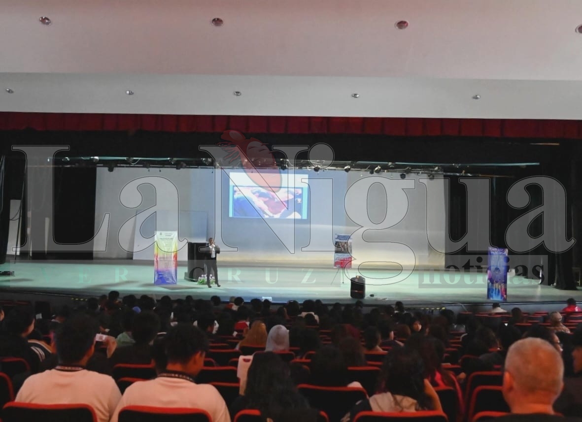 Llevan plática de Prevención, Detección y Actuación de la Violencia de Género Contra las Mujeres a estudiantes de bachillerato