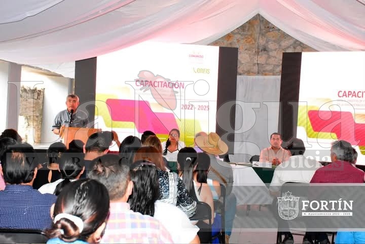 Fortín, sede la Capacitación para el Proceso de Entrega y Recepción de la Administración Pública Municipal 2022-2025 7 fb img 17483018924956803757639502665481