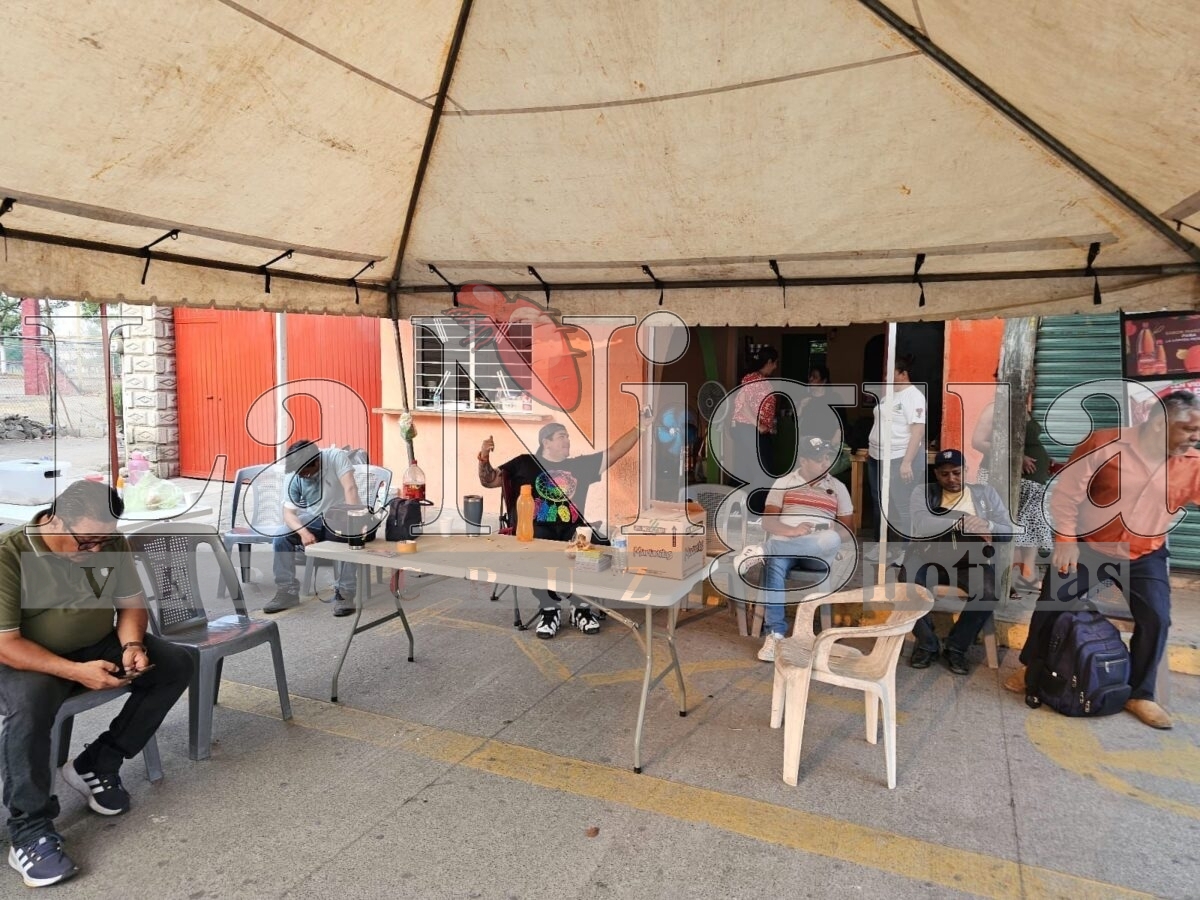 Continúa toma del Tecnológico de Tierra Blanca; sindicato denuncia violaciones laborales 3 img 20250503 wa00561810777800870947898