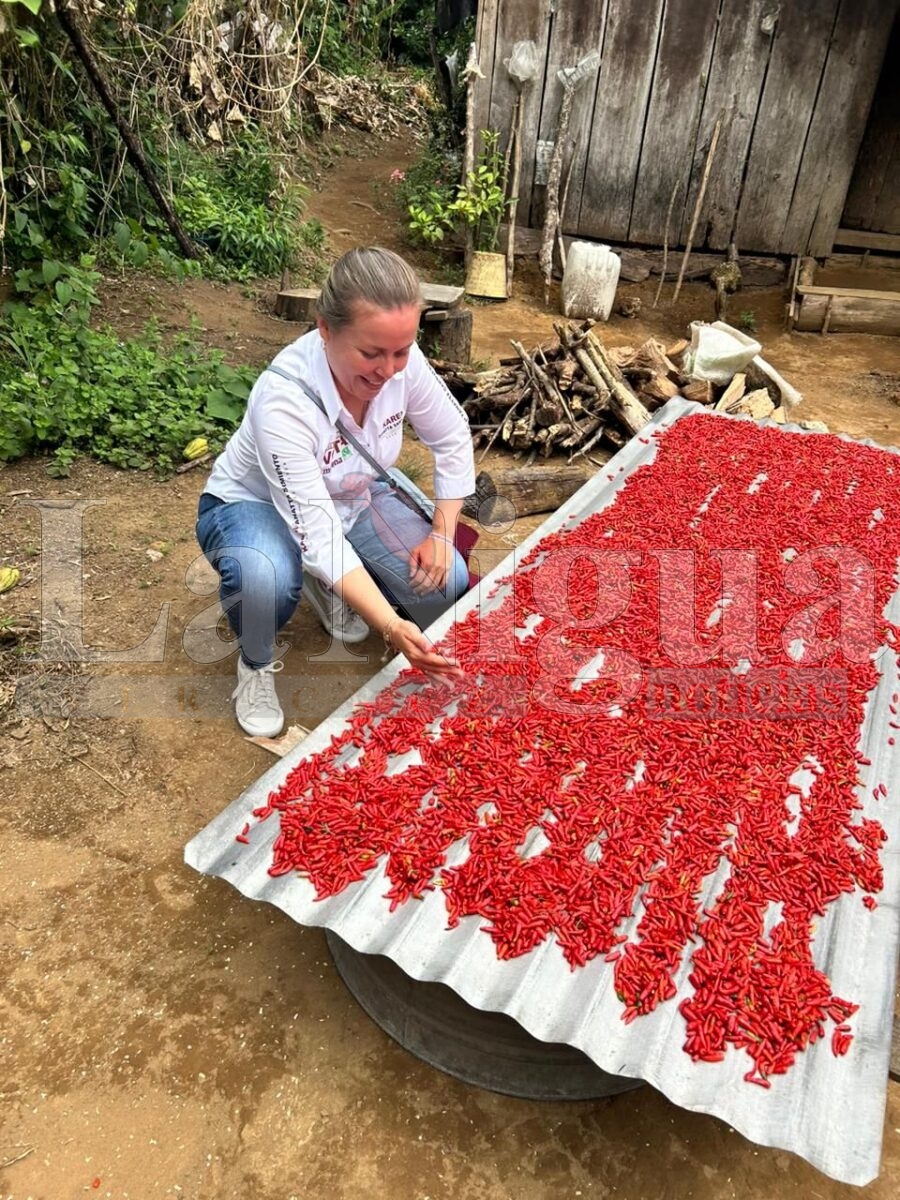 KAREN ZANATTA RECORRE TEPATLAXCO DE LAS ÁGUILAS A ALTA LUZ, LLEVANDO PROPUESTAS DE TRANSFORMACIÓN 4 img 20250511 wa00019174455501411525978