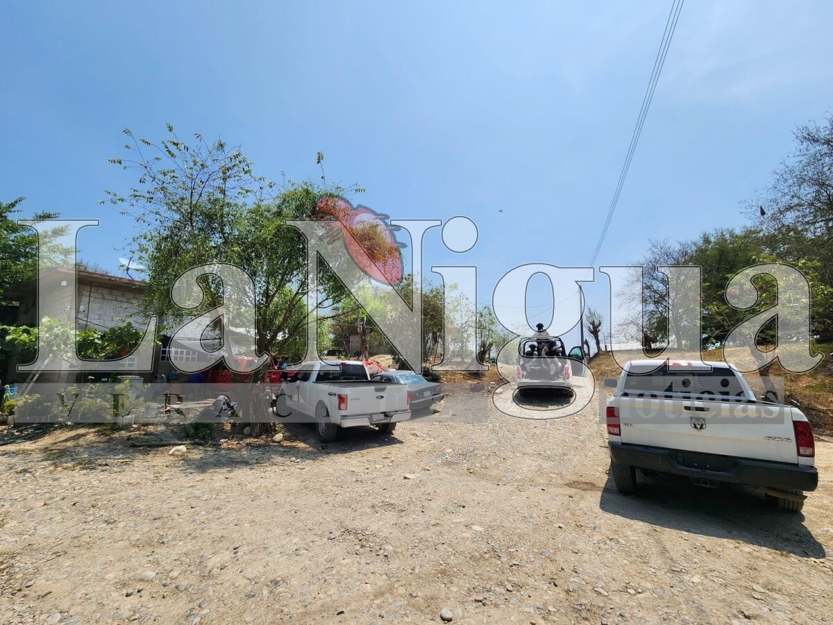 Aseguran fuerzas del orden público, arma de alto poder y vehiculo robado en Papantla 4 img 20250517 wa00061717555530090132083