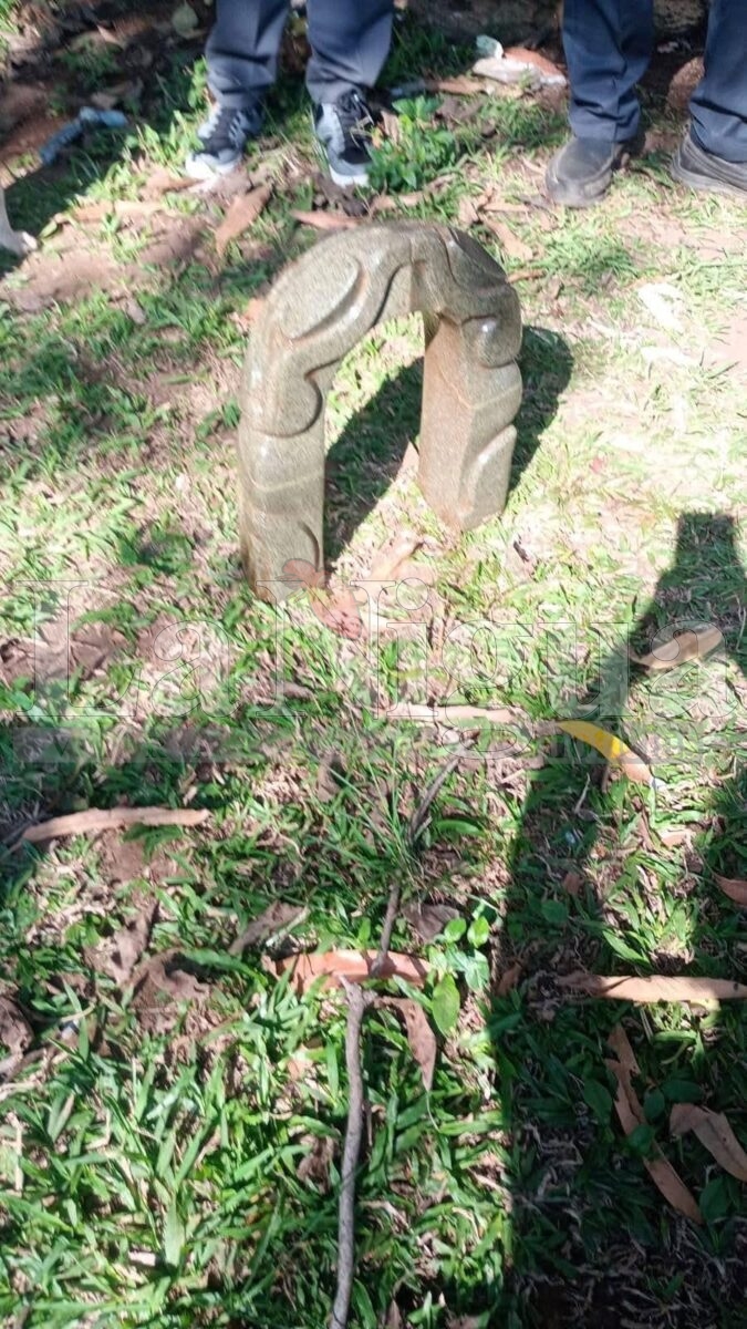 Descubrimiento Arqueológico en Costa de Oro: Hallan Piedra Prehispánica en San Andrés Tuxtla. 5 img 20250520 wa00352609823494193210288