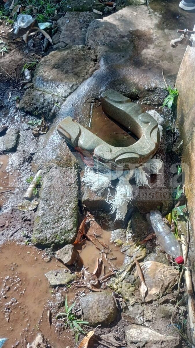 Descubrimiento Arqueológico en Costa de Oro: Hallan Piedra Prehispánica en San Andrés Tuxtla. 6 img 20250520 wa00364251084420739260953