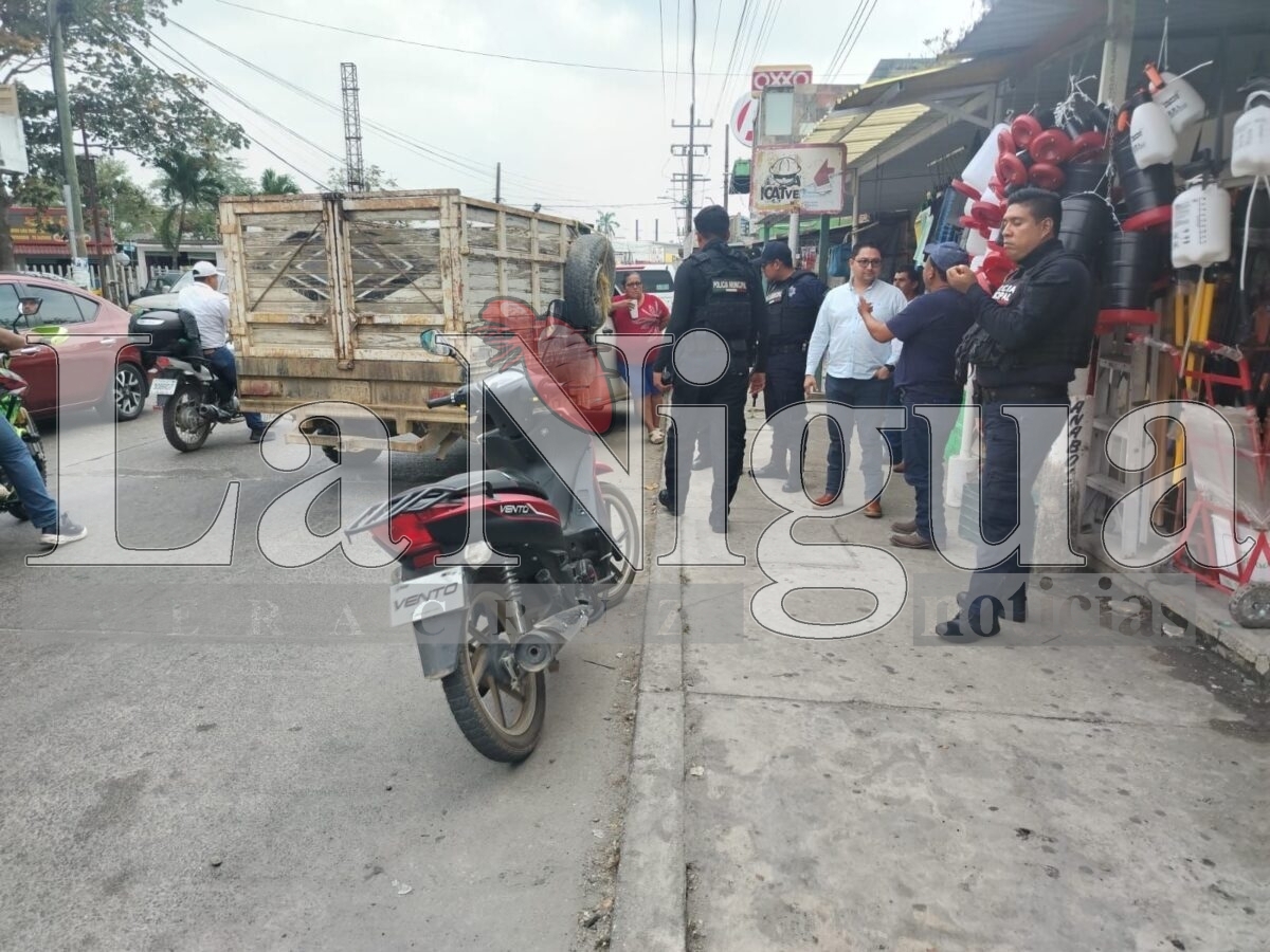 Atropellan a taquero en Las Choapas; funcionario del Ayuntamiento, en horario laboral, corrió a interceder por el responsable 4 img 20250523 wa00816216527011796674300