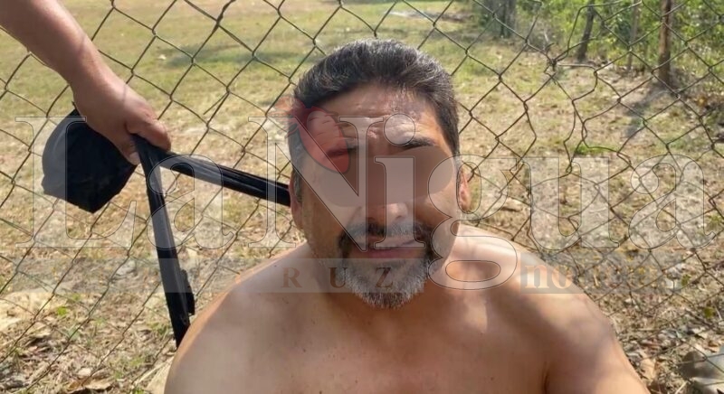 Intento de despojo en ex unidad minera de Texistepec deja 124 retenidos y un hombre herido de bala. 1 polish 20250503 134556267458687415898293083