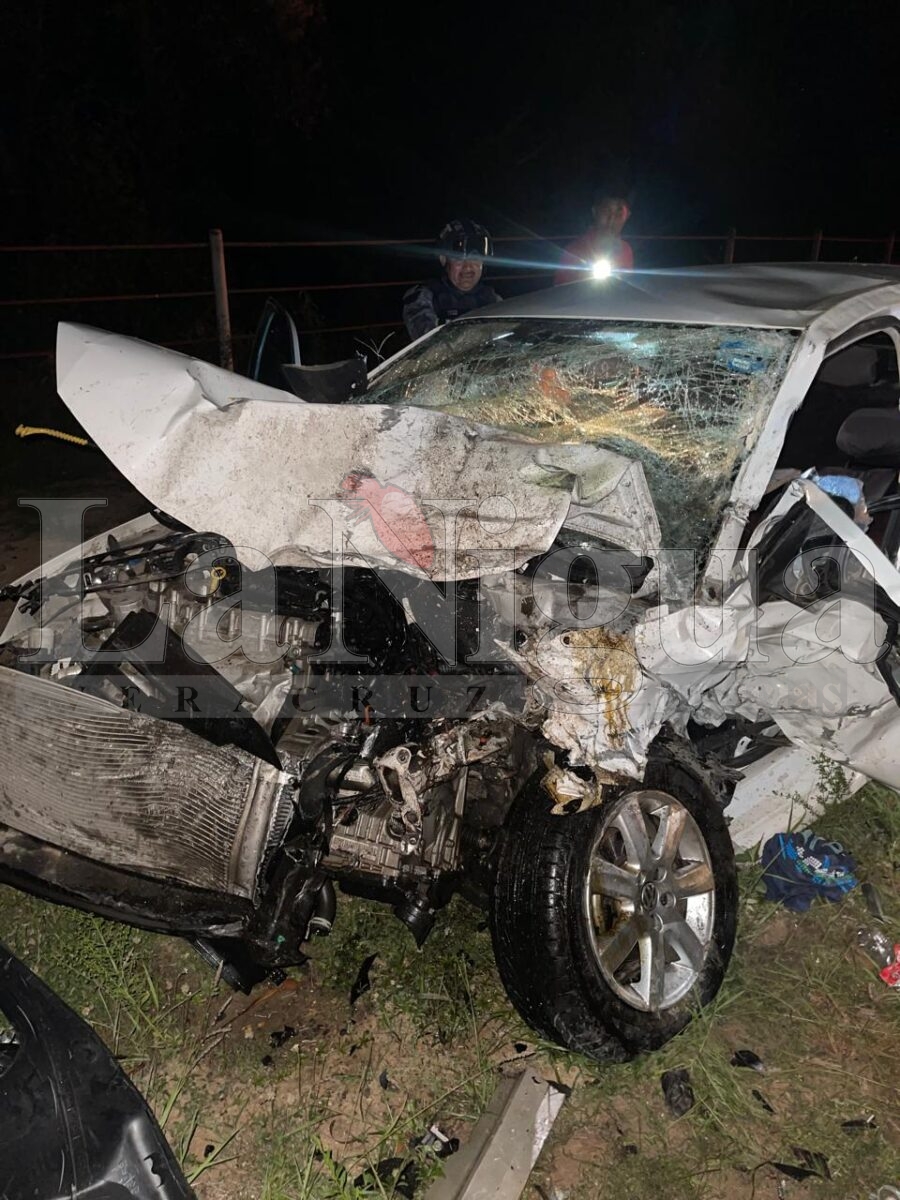 Familia de Juan Rodríguez Clara se accidentan aparatosamente en Sayula de Alemán