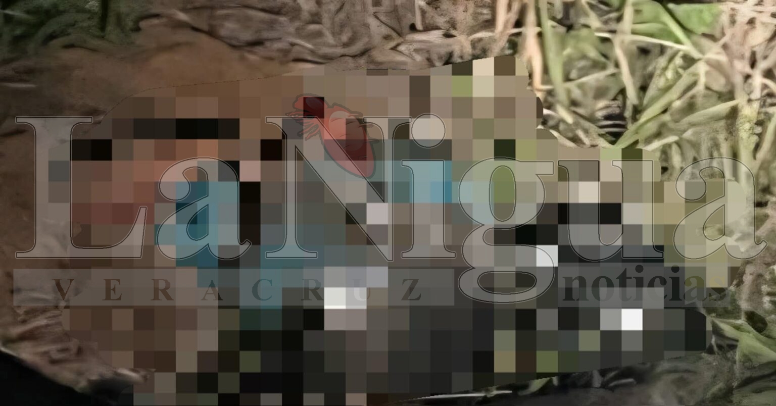 Asesinan a balazos a hombre en camino rural de Agua Dulce; era vecino de Coatzacoalcos