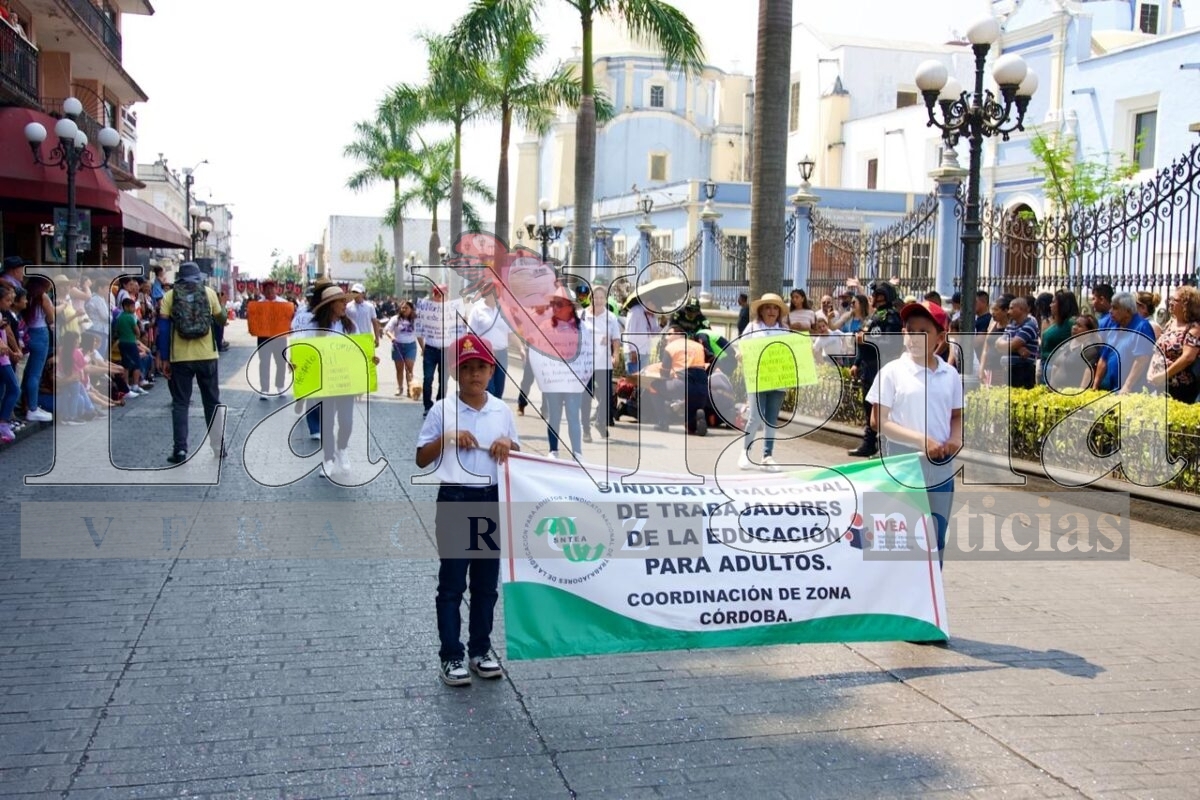 Conmemoran autoridades y dirigentes sindicales Día del Trabajo