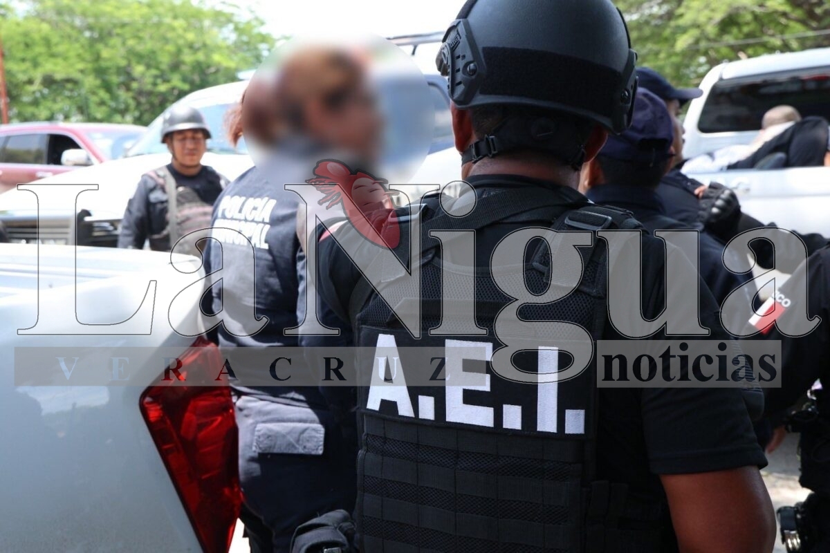 Fiscalía de Oaxaca junto con gobierno Federal y Estatal aplican Operación Sable y toman control de Policía Municipal y C2 en Juchitán para garantizar seguridad 6 img 20250622 wa00413495313469875876977