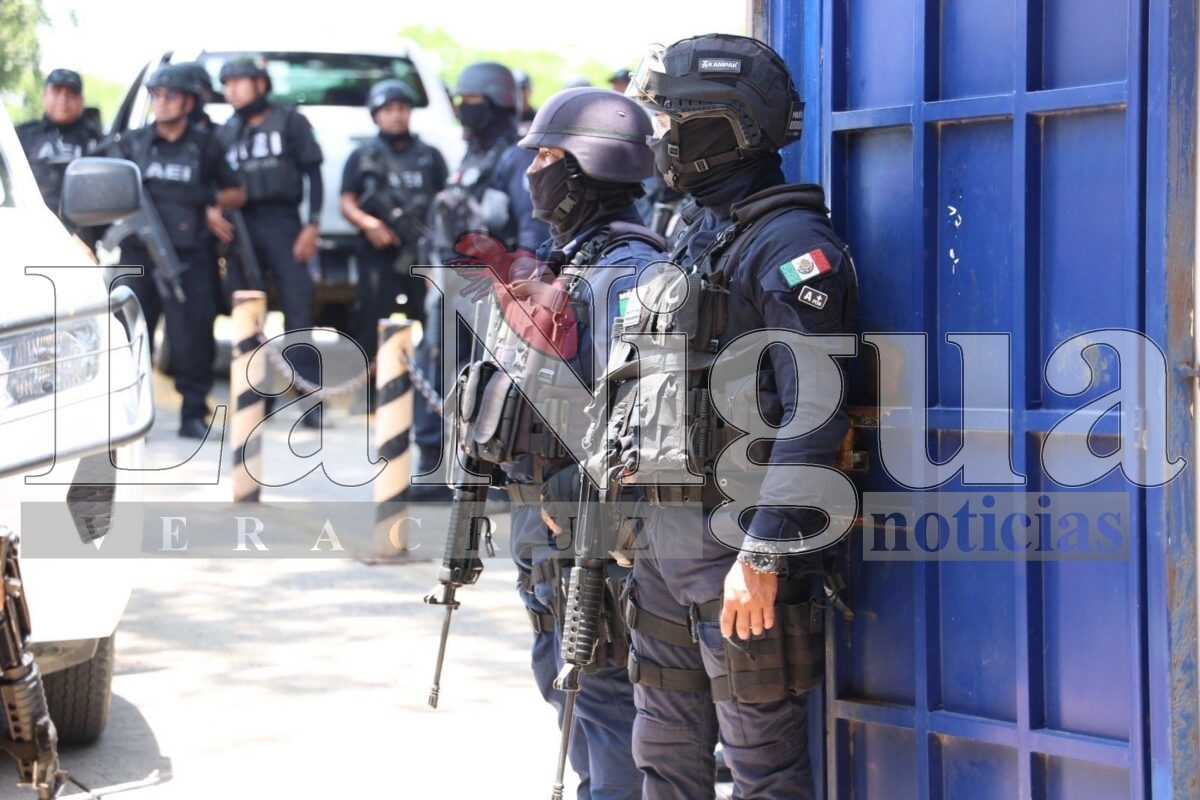 Fiscalía de Oaxaca junto con gobierno Federal y Estatal aplican Operación Sable y toman control de Policía Municipal y C2 en Juchitán para garantizar seguridad 8 img 20250622 wa00433150650047587036755