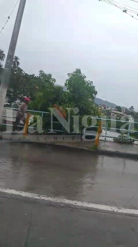 Intenta escapar por la puerta falsa en puente de Córdoba; sujeto desiste y se retira del lugar 7 img 20250623 wa00127854281191002570189