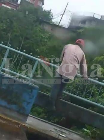 Intenta escapar por la puerta falsa en puente de Córdoba; sujeto desiste y se retira del lugar 2 img 20250623 wa00177517632230544501601