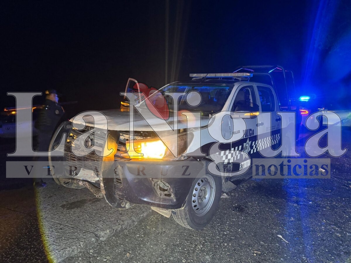 Resultan lesionados policias estatales tras un fuerte accidente entre patrulla y auto en la carretera Poza Rica–Tihuatlán 2 img 20250627 wa00183117251141318106748