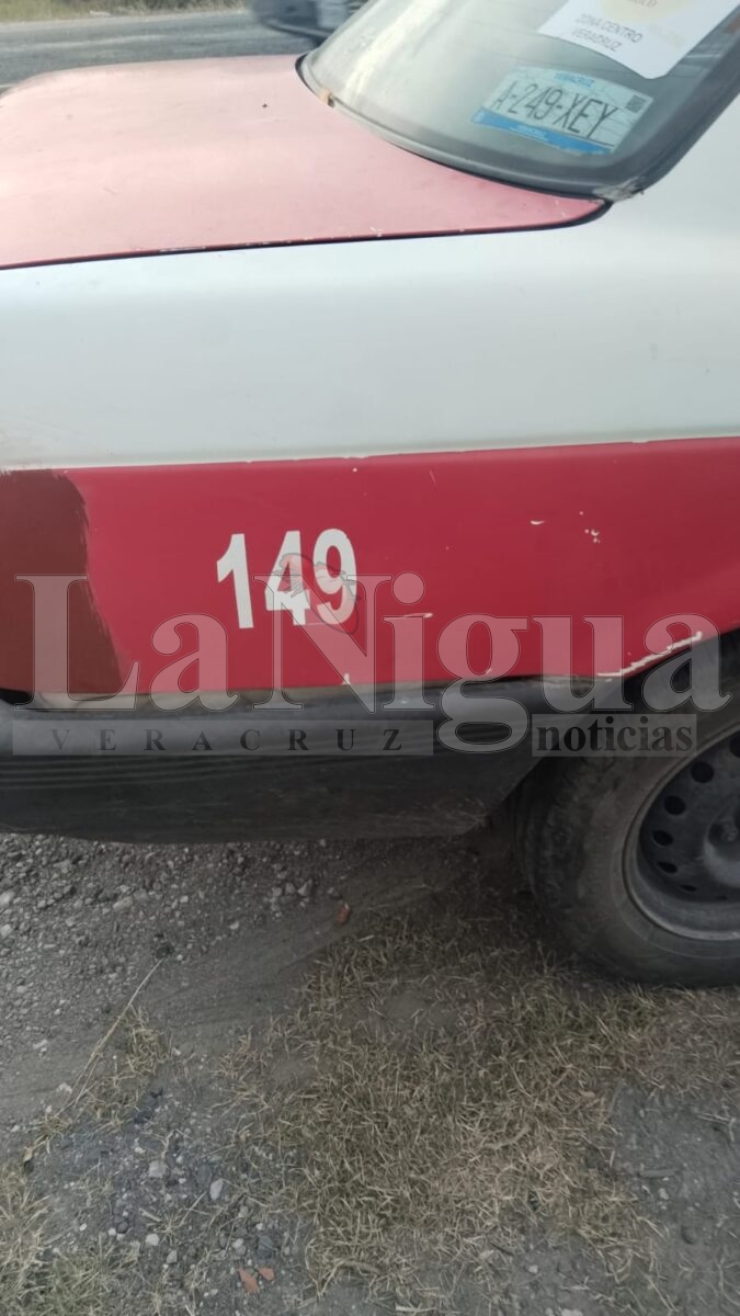 Motociclista resulta gravemente herido tras colisionar con taxi en Cuitláhuac