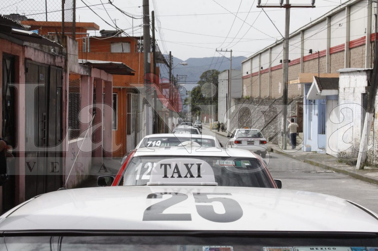 Rechazan taxistas de Orizaba nuevas tarifas impuestas por el Gobierno del Estado