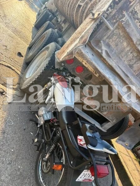 Motociclista resulta gravemente herido tras chocar contra tráiler en Fortín 1 img 20250705 wa00321433294084435249596