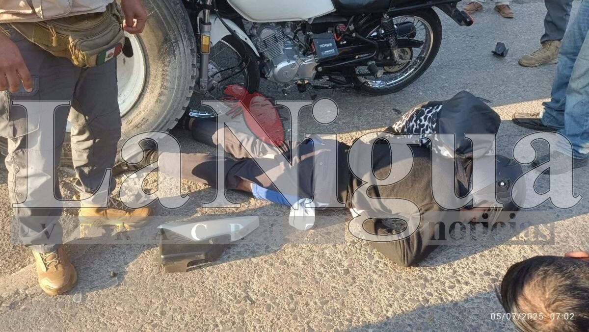 Motociclista resulta gravemente herido tras chocar contra tráiler en Fortín 2 img 20250705 wa00347465417653191085105