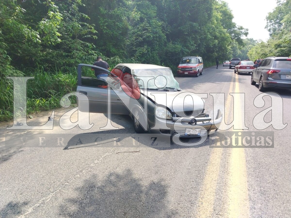 Conductor, en presunto estado de ebriedad, ocasionó un aparatoso accidente en Papantla 3 img 20250713 wa00285092394014437681942