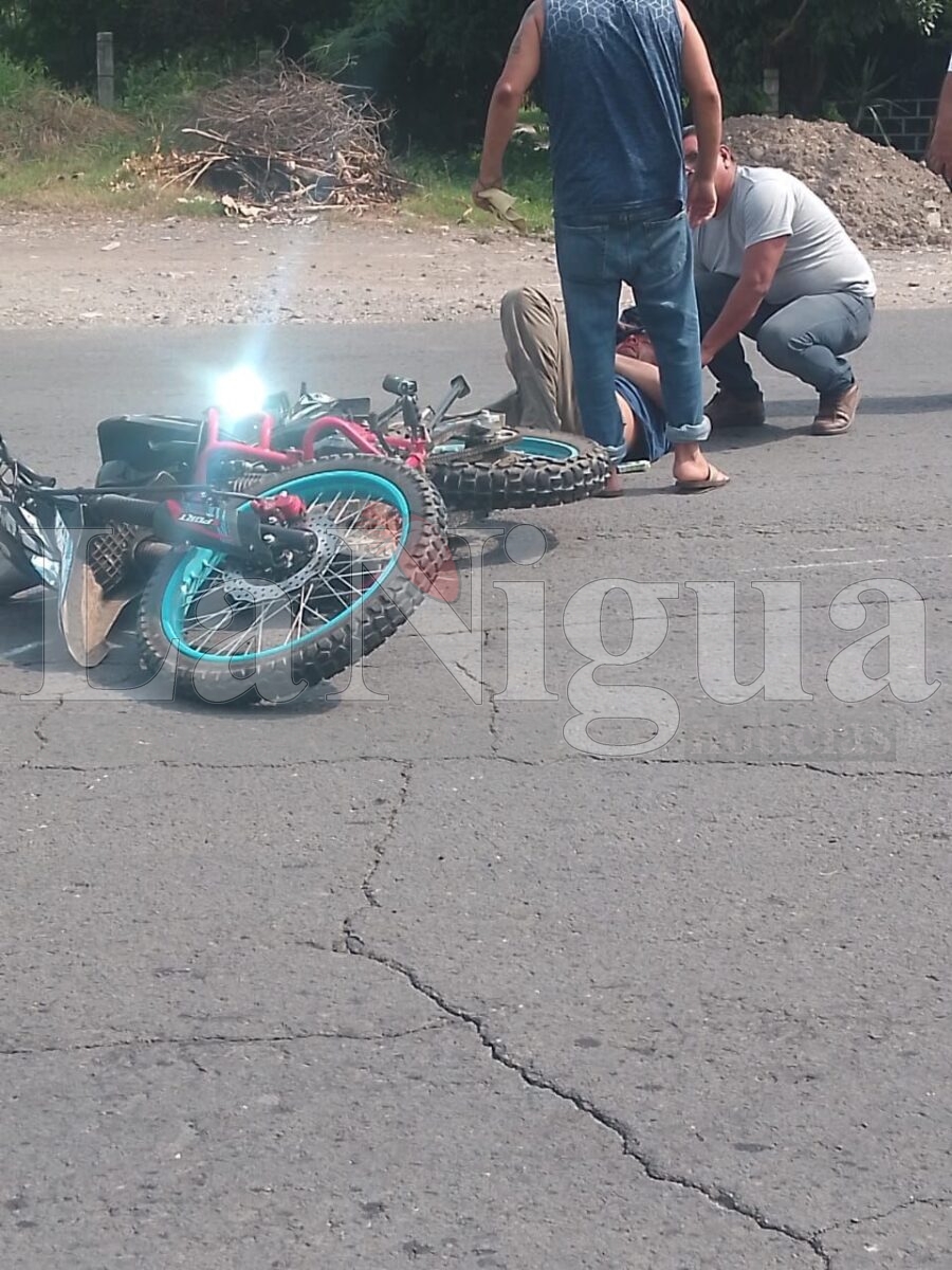 Motociclista resulta lesionado tras derrapar en la carretera Córdoba-Veracruz 3 img 20250714 wa00855290418075943473010