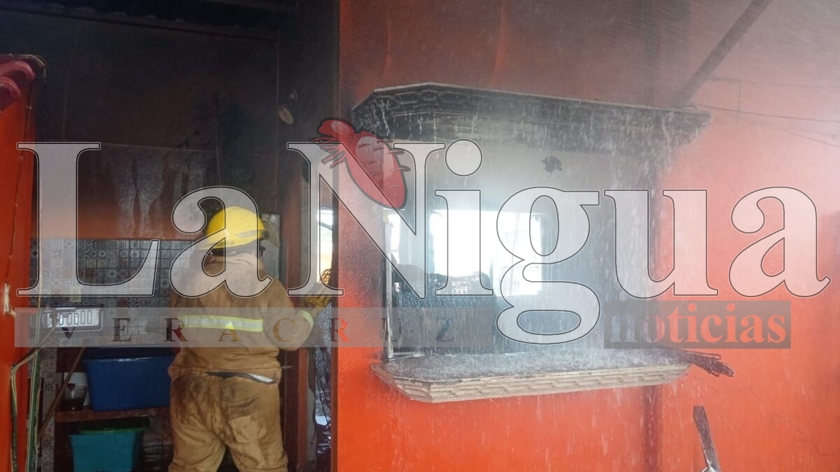 Incendio consume vivienda en el Barrio de Tepito 4 img 20250718 wa0052634539956511741744