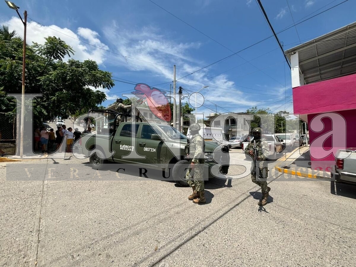 Catean taller mecánico en Poza Rica; detienen a dos hombres 3 img 20250726 wa00058173331403277640284