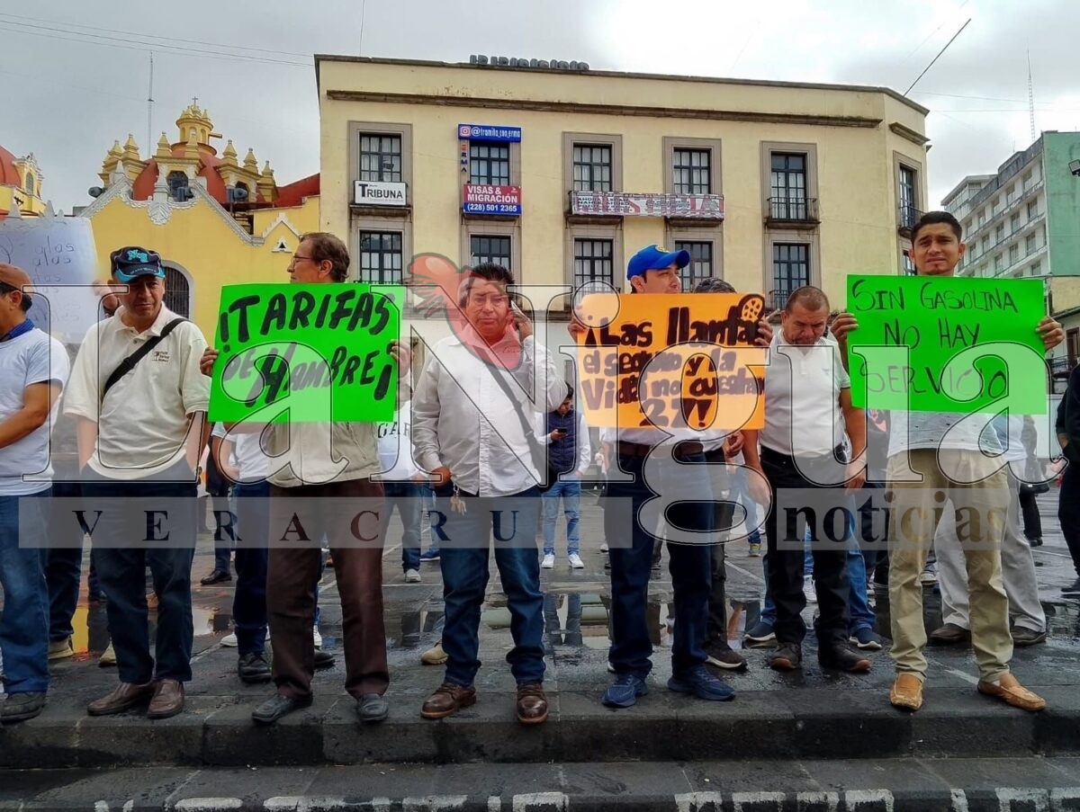 Bloqueos en todo el estado por parte de taxistas 52 img 20250728 wa00105459684584554871238